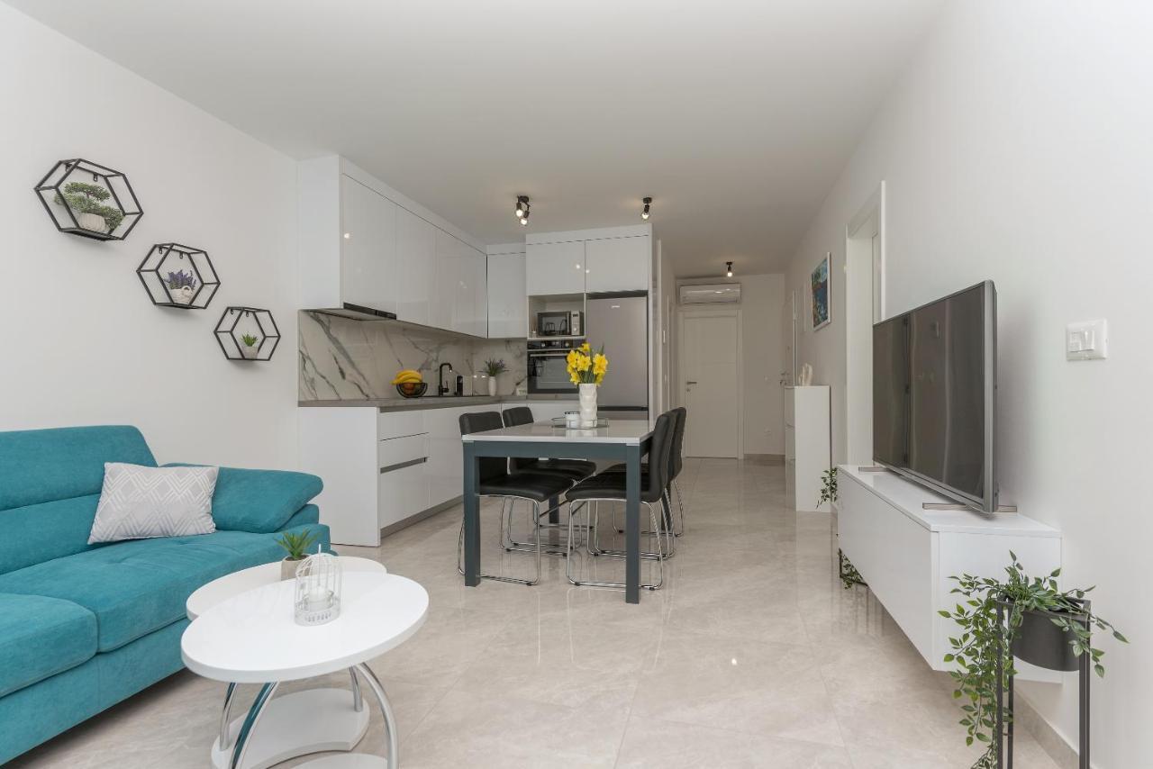 מאקרסקה Apartment Ema מראה חיצוני תמונה