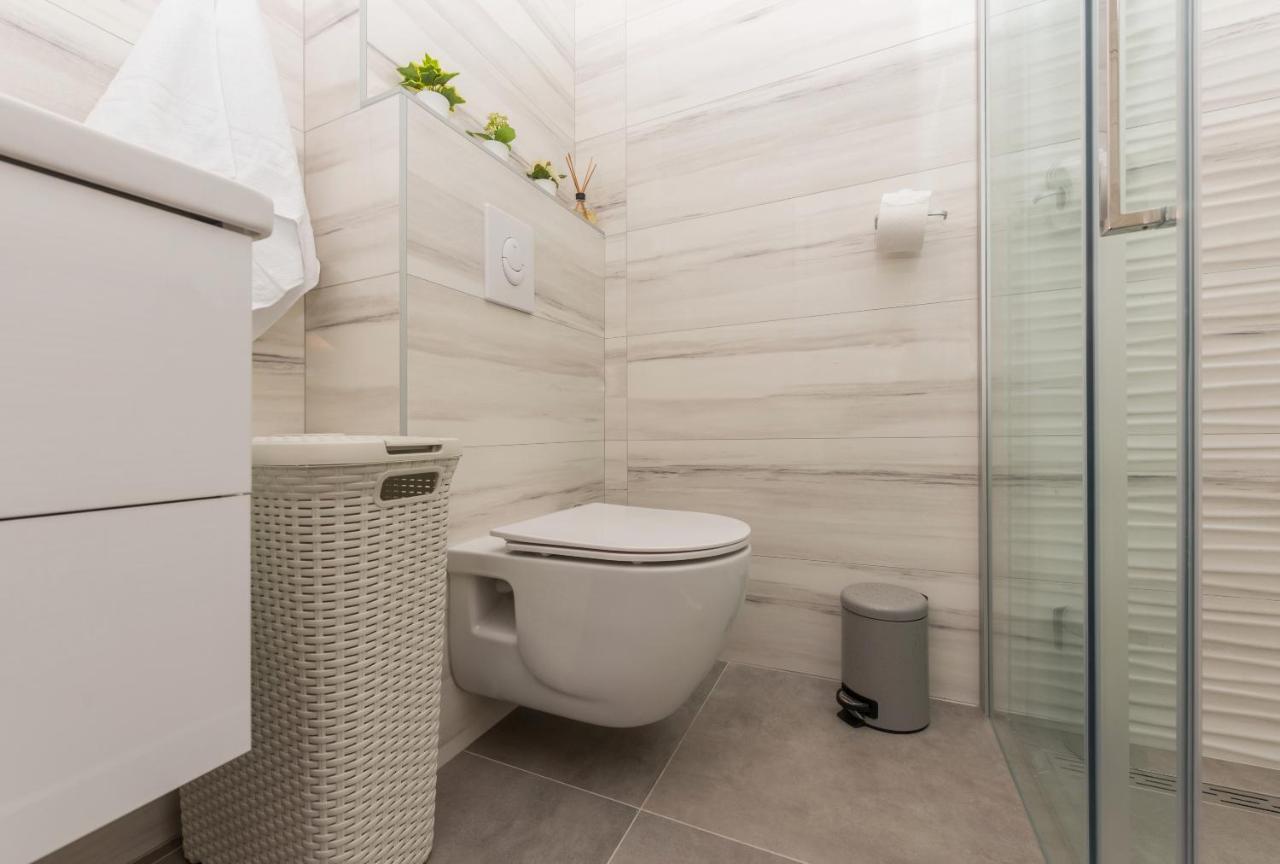 מאקרסקה Apartment Ema מראה חיצוני תמונה