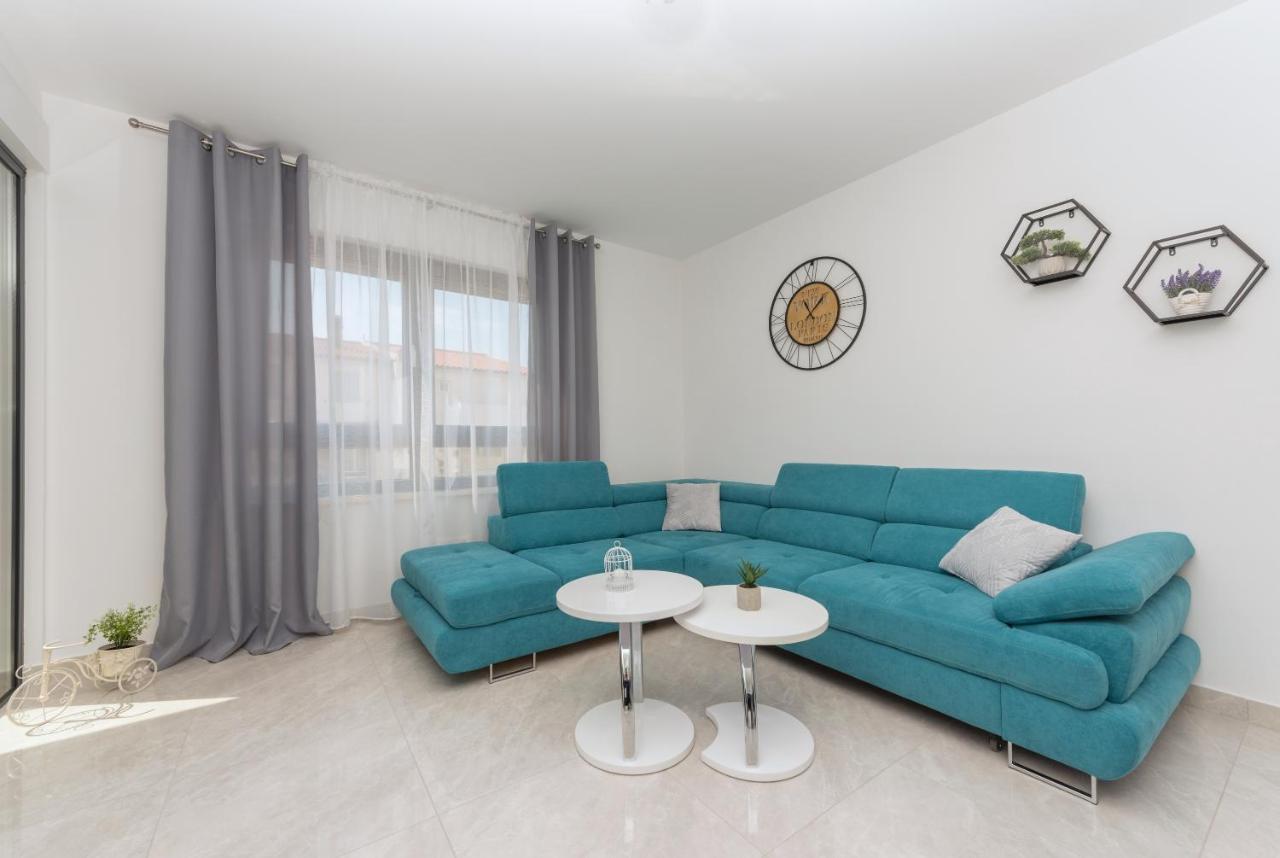 מאקרסקה Apartment Ema מראה חיצוני תמונה