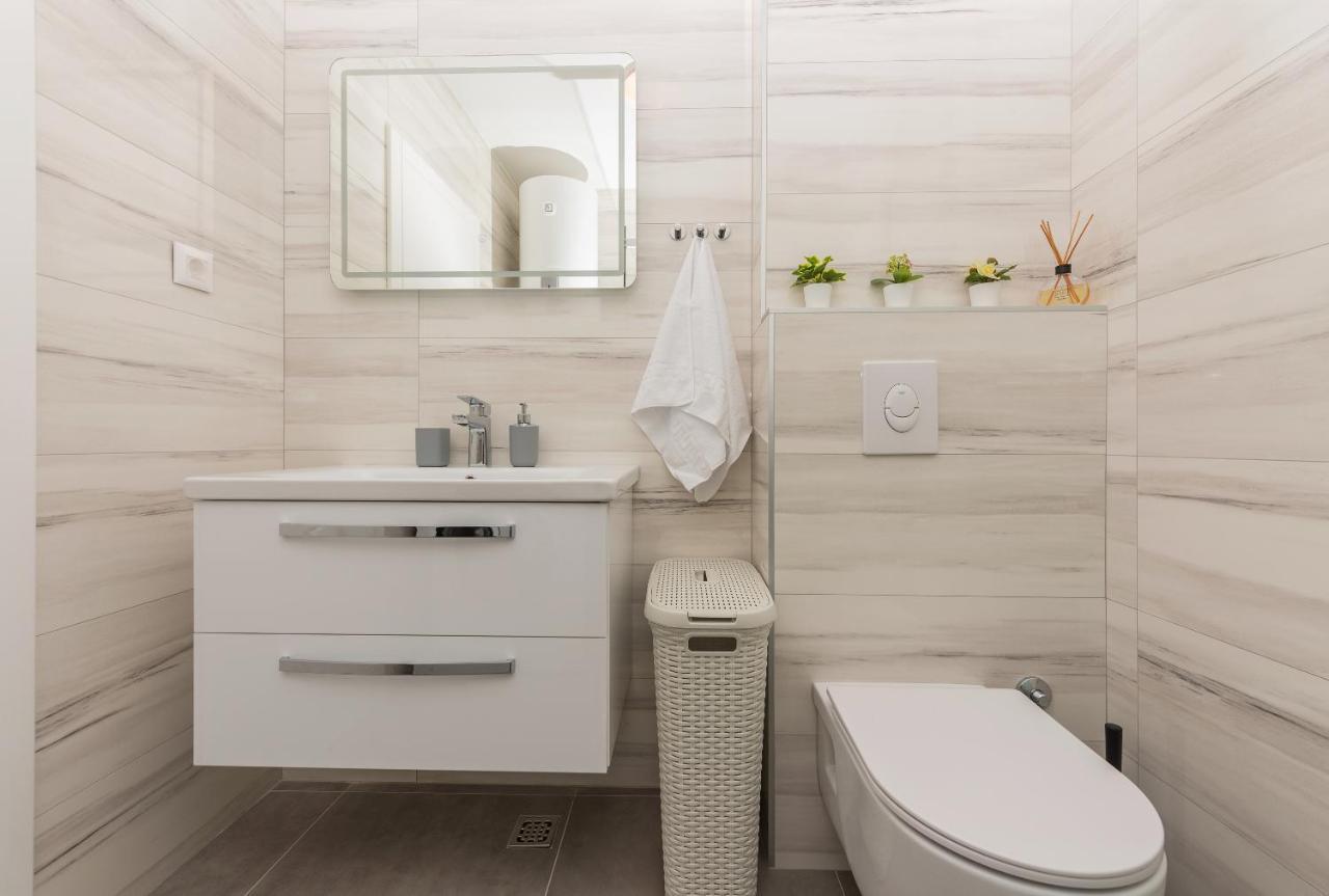 מאקרסקה Apartment Ema מראה חיצוני תמונה